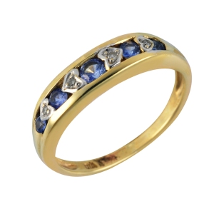 Ivy Gems 9ct Yellow Gold Light Sapphire and Diamond Ring Size O - 32% OFF RRP 